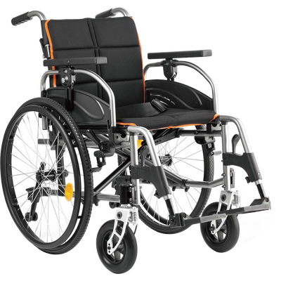 Pinnacle Ultraroll Pro Self-Propelling Wheelchair